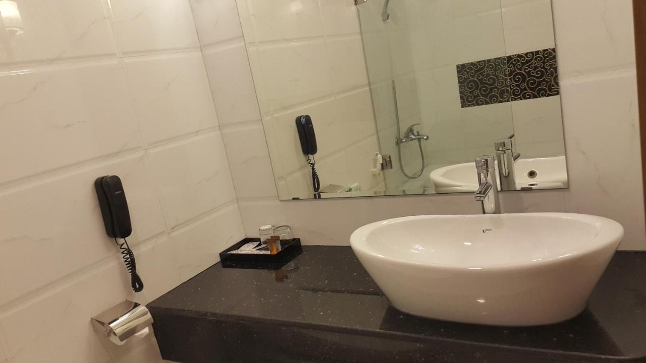 Le Duy Grand Hotel Ho Chi Minh-stad Buitenkant foto